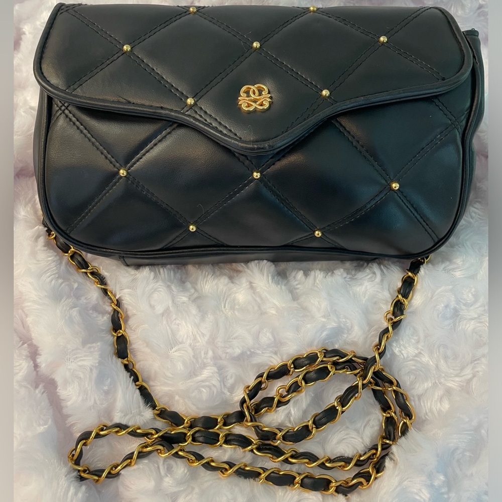PROM! Vintage Daniella‎ Quilted Black Crossover Bag